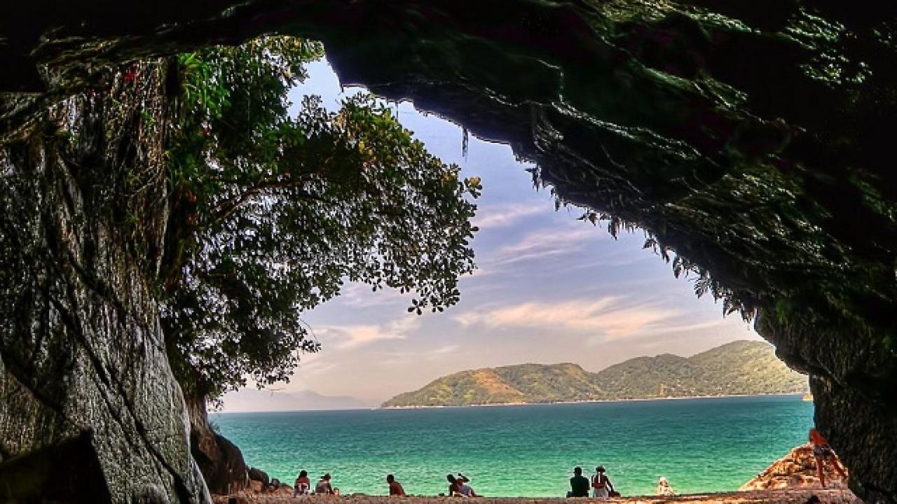 Efferus Hostel Ubatuba Bagian luar foto